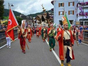 Festa di Turchia İtalya Moena